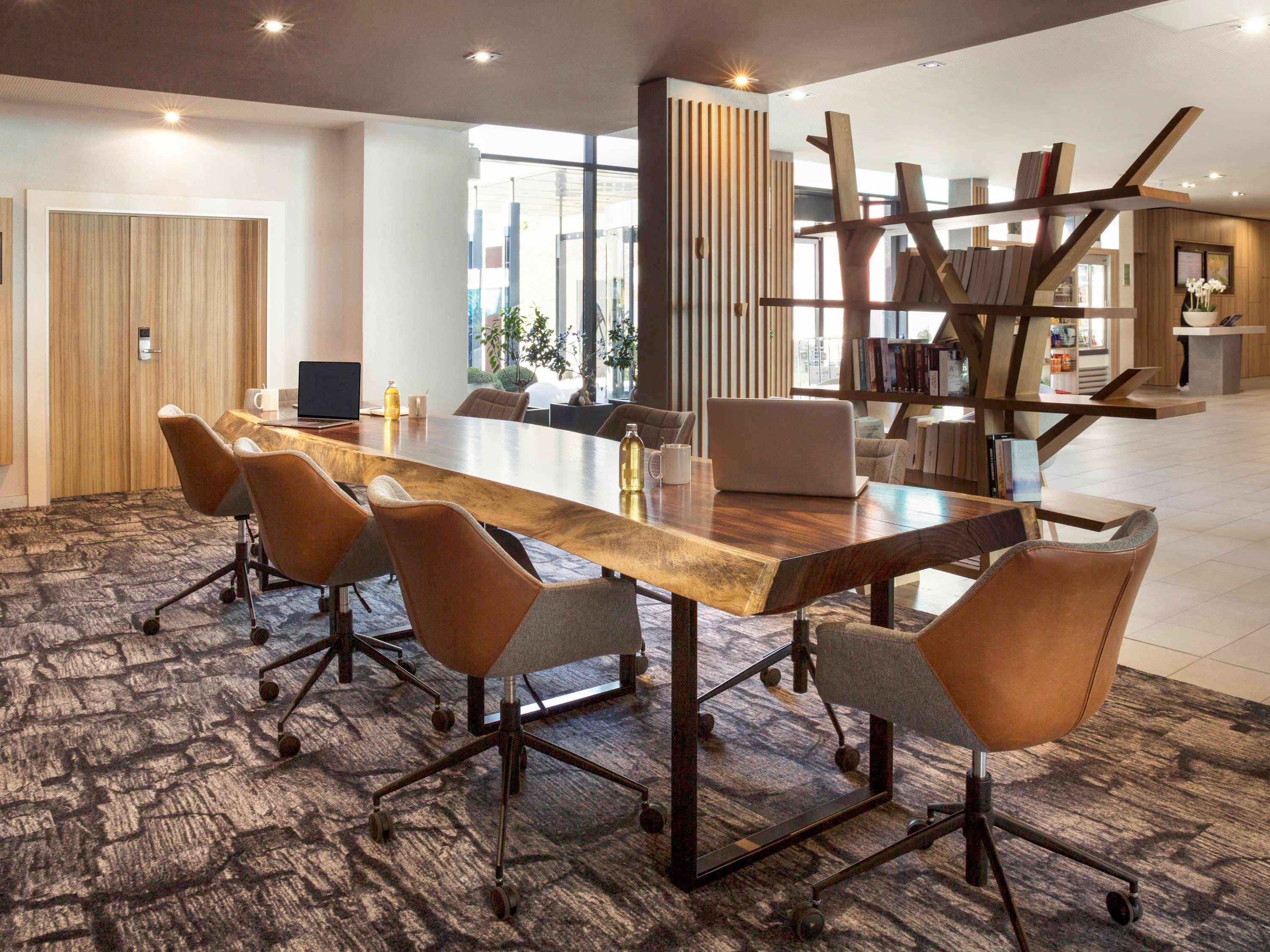 Novotel Lausanne Bussigny Crissier Bagian luar foto