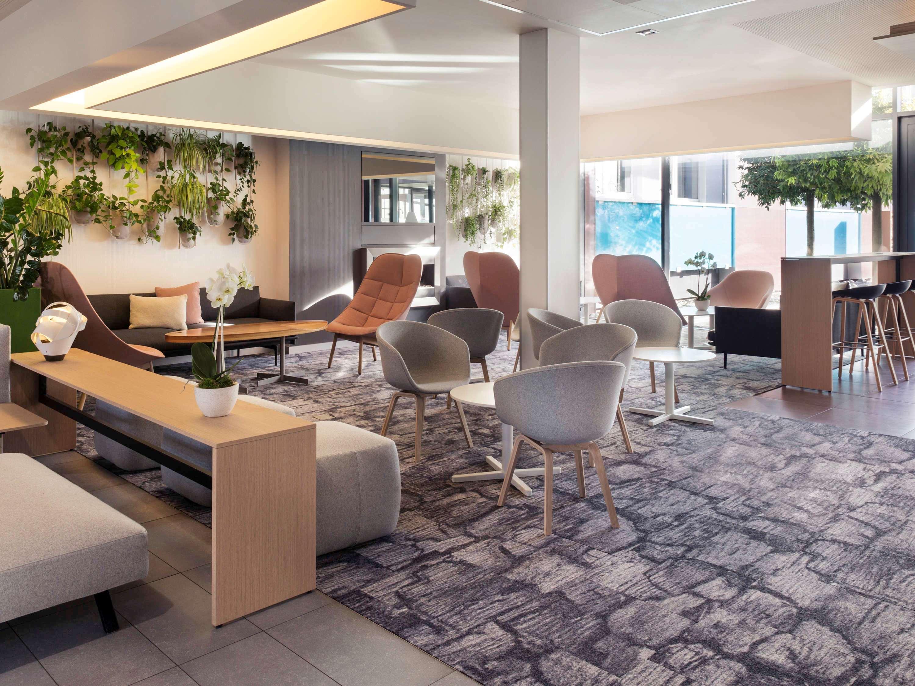 Novotel Lausanne Bussigny Crissier Bagian luar foto
