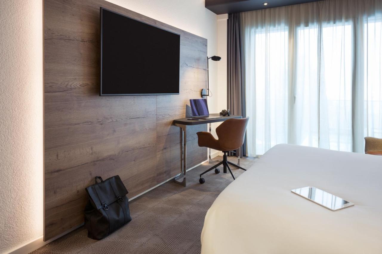Novotel Lausanne Bussigny Crissier Bagian luar foto