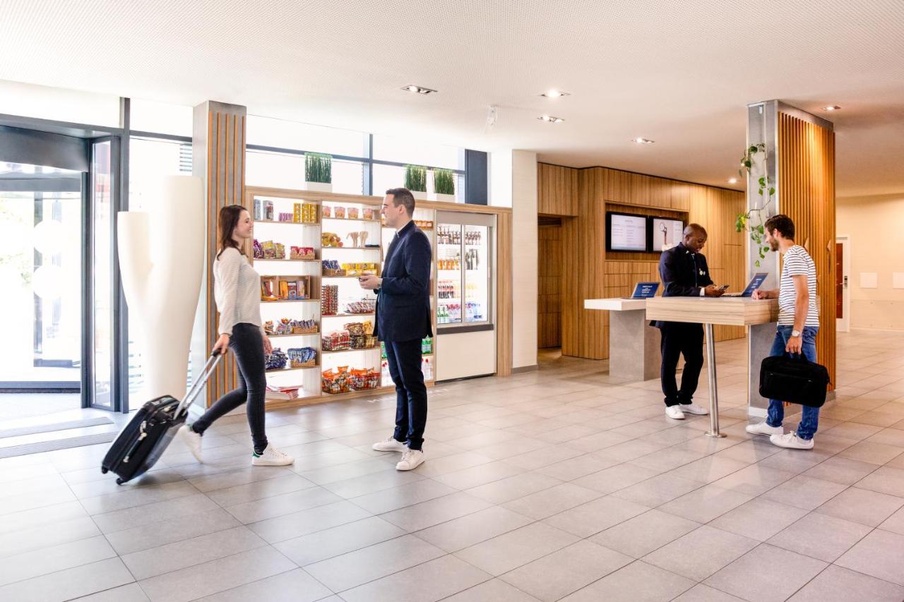 Novotel Lausanne Bussigny Crissier Bagian luar foto